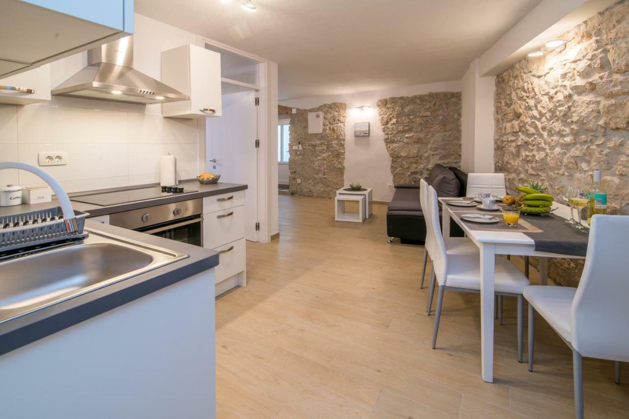 Apartments Tara Vrbnik Dış mekan fotoğraf