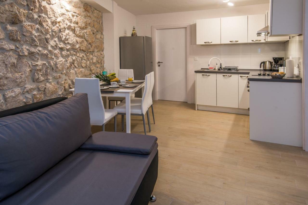 Apartments Tara Vrbnik Dış mekan fotoğraf